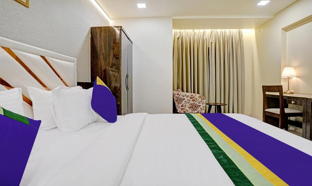 Treebo Premium Golden Bliss Trimurti Nagar Square Nagpur Exterior photo