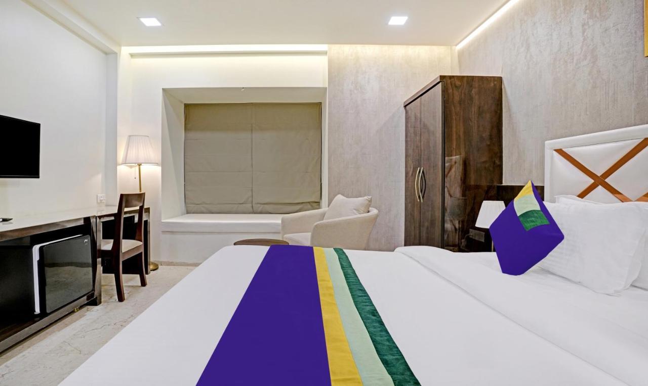 Treebo Premium Golden Bliss Trimurti Nagar Square Nagpur Exterior photo